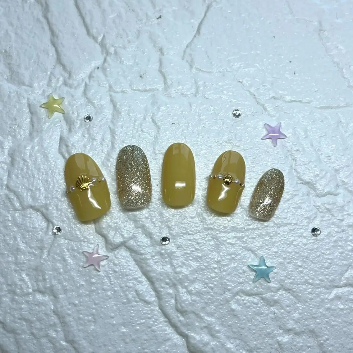 定額SimpleArtコース✨オフ・甘皮ケア込【+1100円で削らないパラジェルに変更可能♪】の写真