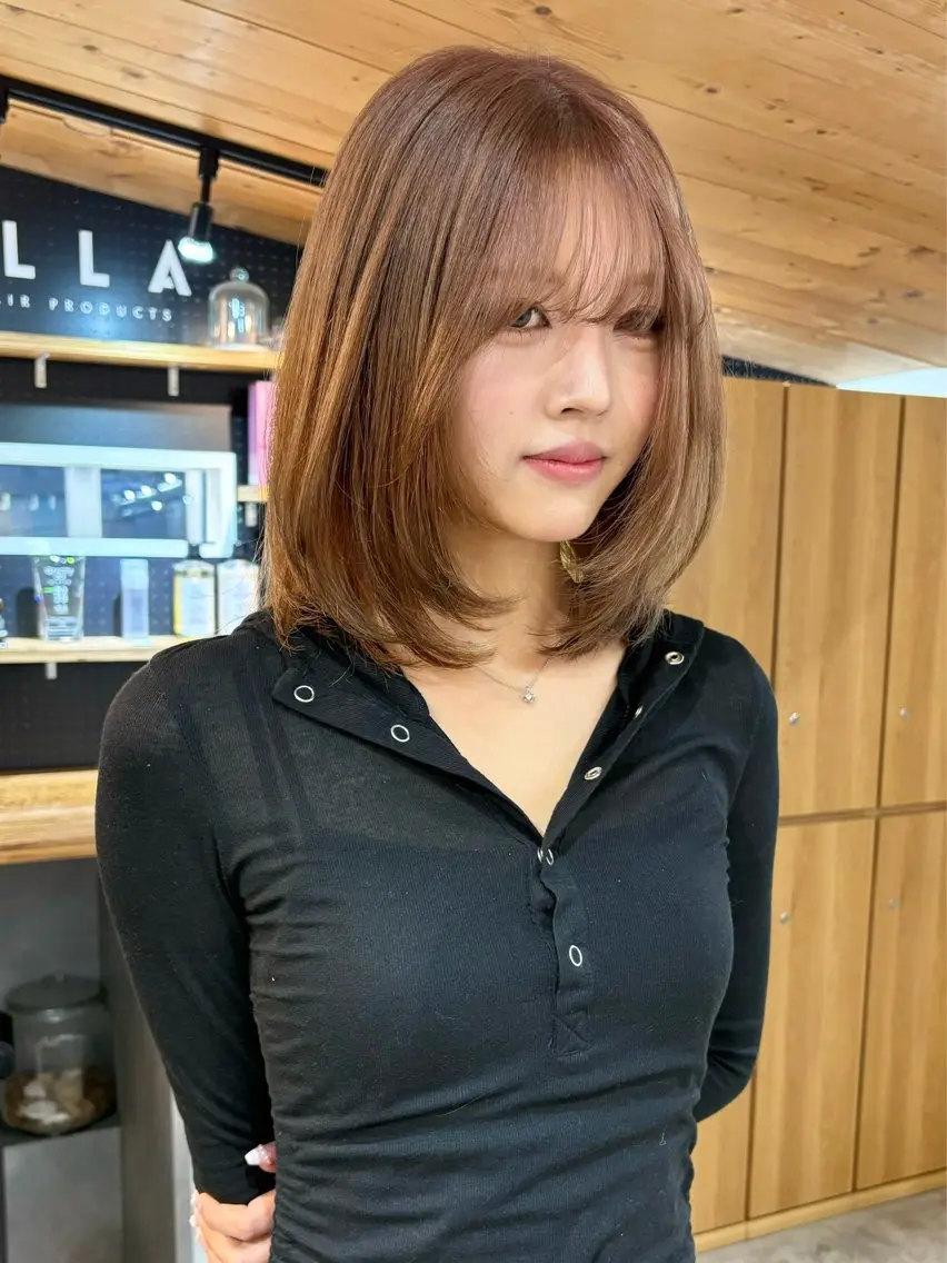 ミディアム カラー ベージュカラー ミルクティーベージュ カット ヘアカラー トリートメント 🧸艶々韓国ヘア 🧁mizunaのヘアスタイル