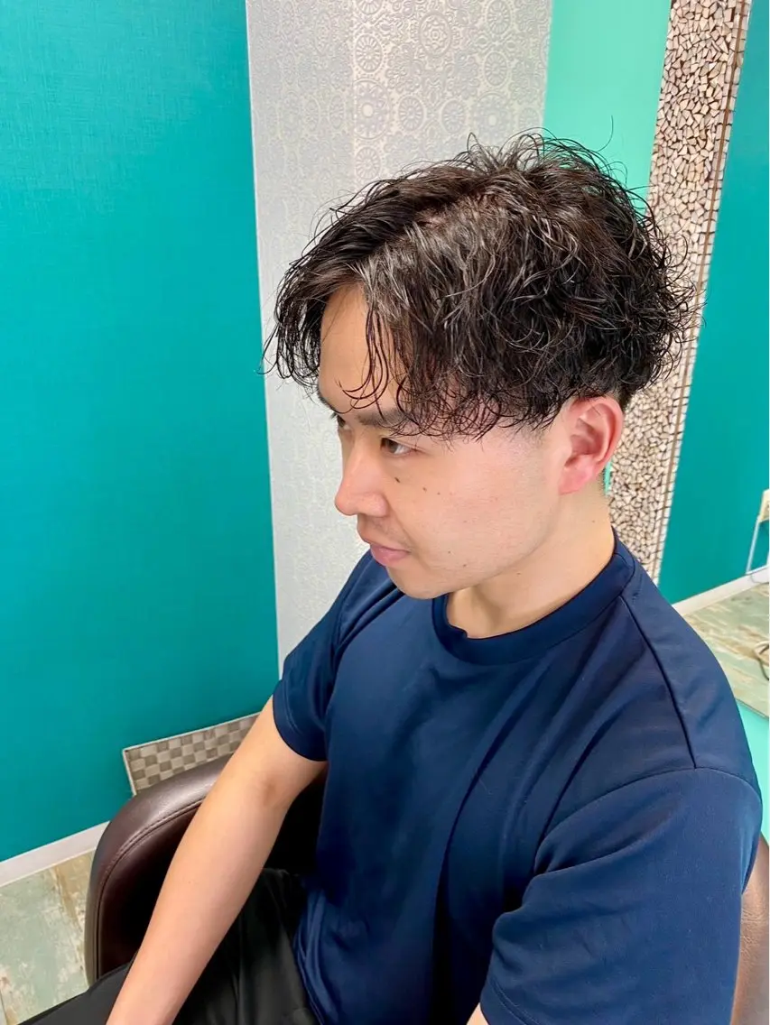 メンズ 波巻きパーマ パーマ 鈴木 令子のヘアスタイル