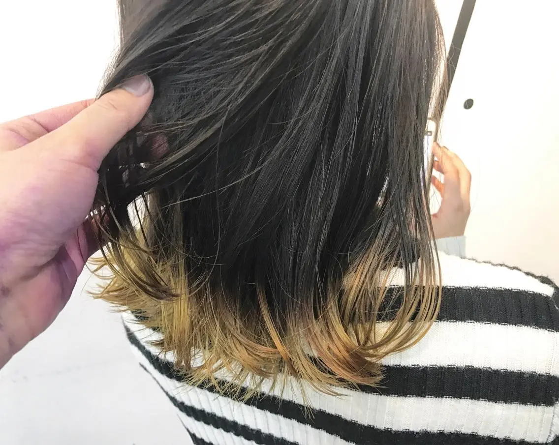 ミディアム カラー ブリーチ イエローカラー 透明感カラー× レイヤーカット✨高梨のヘアスタイル
