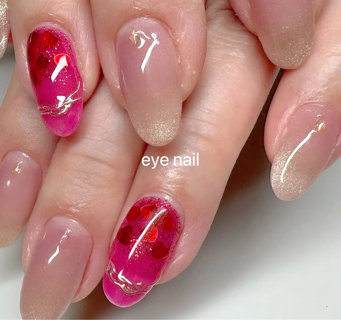 ネイル アートネイル ゴールド ハート マグネットネイル ミラーネイル ハンドネイル Eye nailのネイルデザイン
