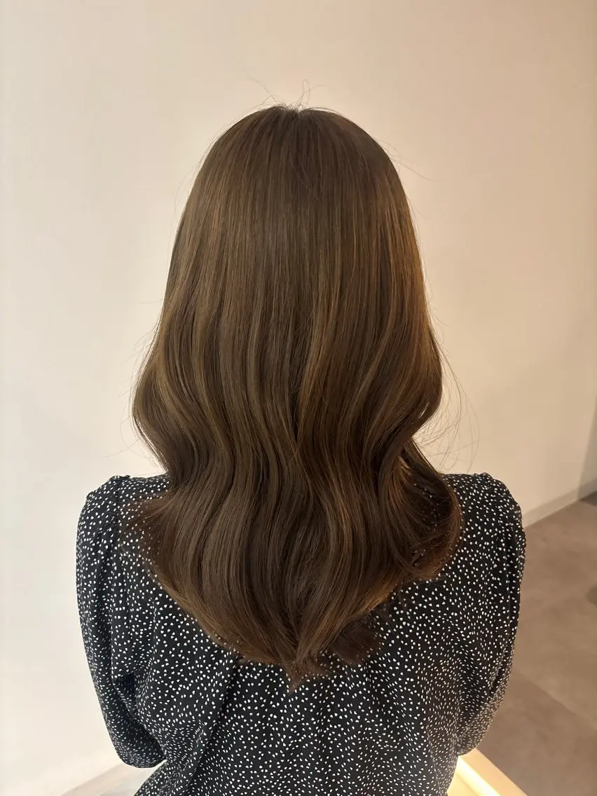 セミロング カラー ヘアカラー 🎀韓国ヘア× 透明感カラー🎀正源のヘアスタイル