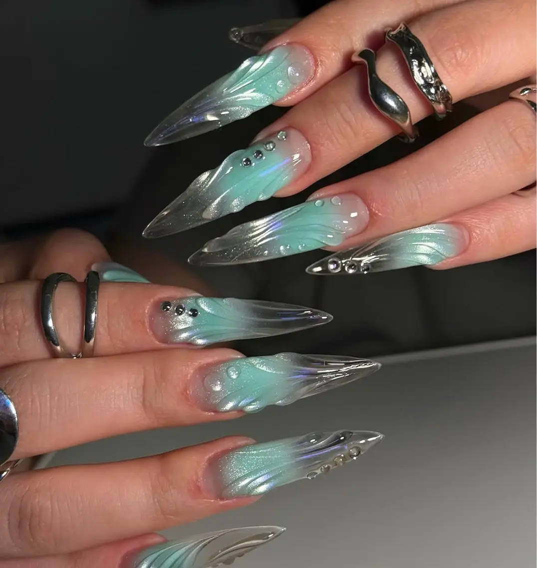 ネイル フレンチネイル ジェルネイル マグネットネイル 持ち込み ニュアンスネイル ハンドネイル Nami nailのネイルデザイン