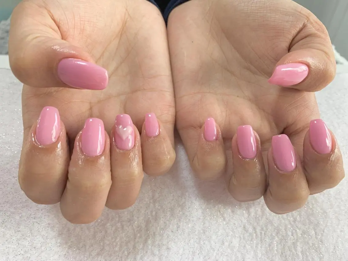ネイル ハート ハンドネイル 手塚 里奈のネイルデザイン