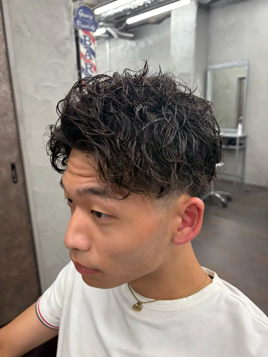 ショート メンズ メンズパーマ 西田 龍我のヘアスタイル