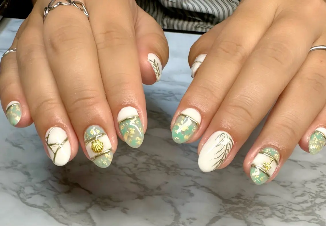 ネイル アートネイル オーロラネイル ミラーネイル ニュアンスネイル 夏ネイル Mai’s nailのネイルデザイン