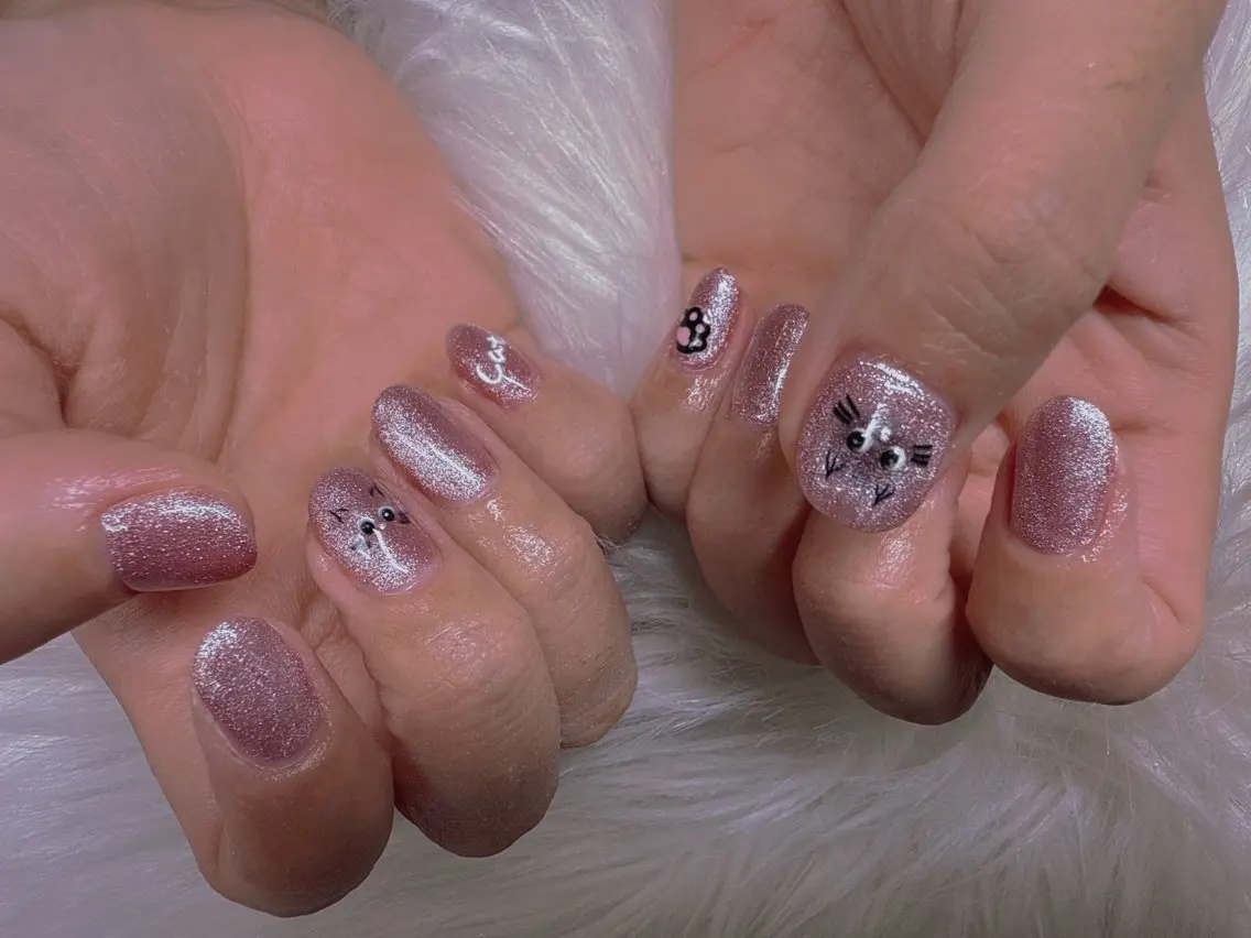 ネイル Amoureuse Satomiのネイルデザイン