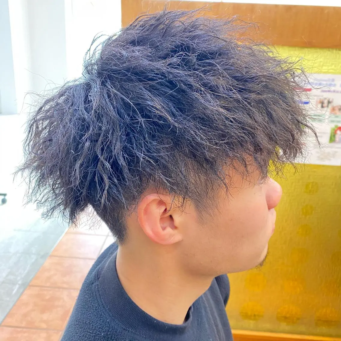 ショート パーマ メンズ メンズパーマ メンズツイストパーマ ツイストパーマ カット ヘアカラー ヘッドスパ メンズ/韓国レイヤー /透明感カラー那須野のヘアスタイル