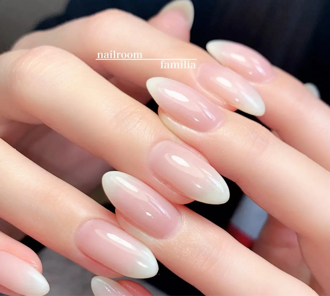 ネイル ハンドネイル -nailroom- familiaのネイルデザイン
