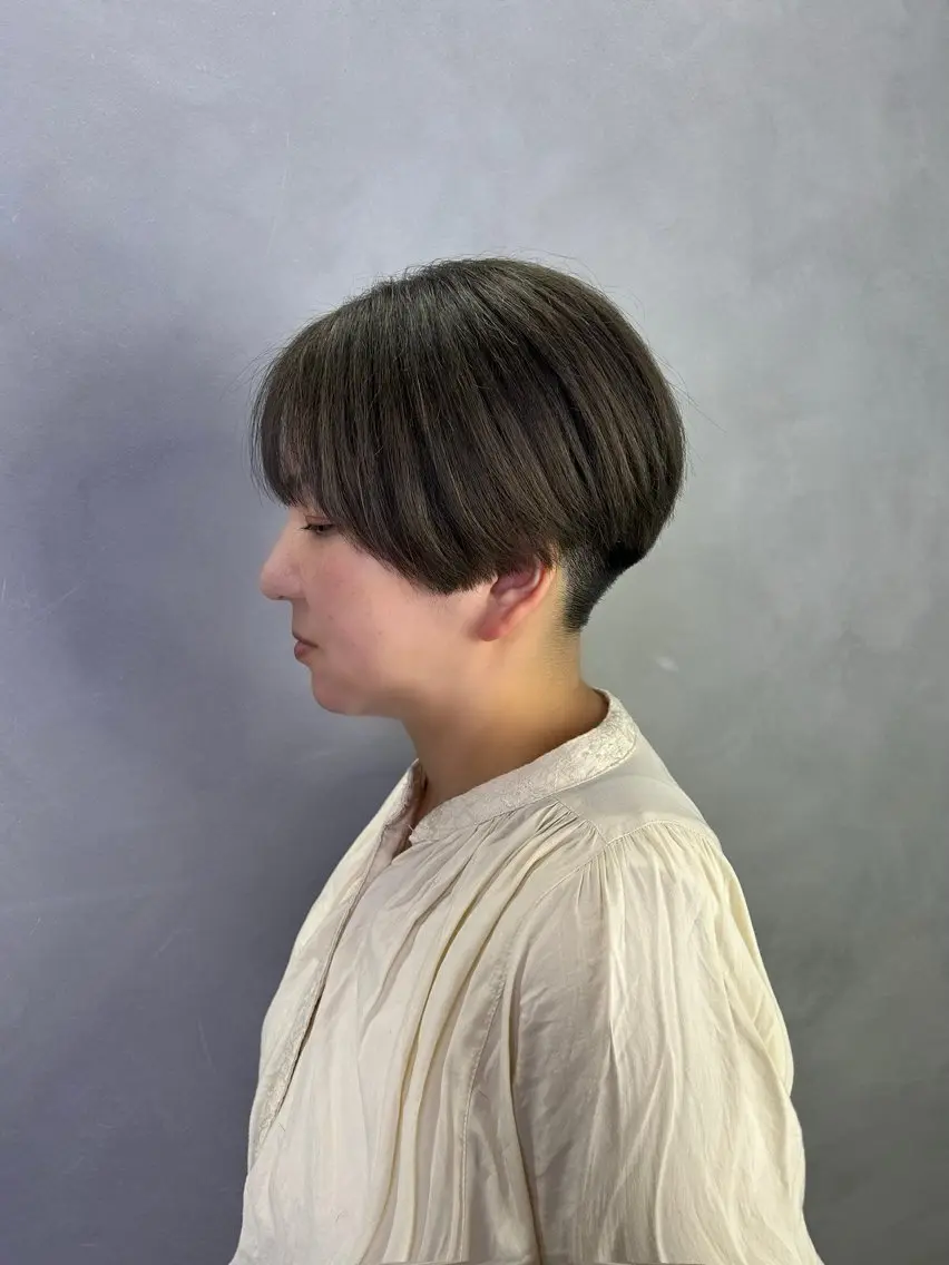 ショート ショートヘア カット 渋谷艶カラー¦縮毛 🤍ふうかのヘアスタイル