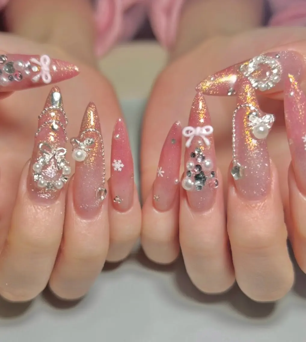 ネイル Liennail 持込デザインやり放題のネイルデザイン