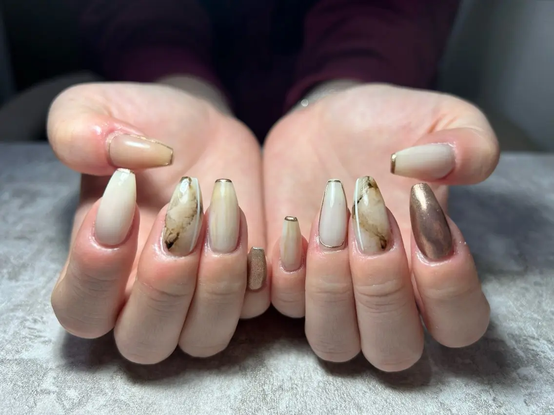 ネイル ハンドネイル nailroom‪ sb‪‪𓈒𓂂𓏸のネイルデザイン