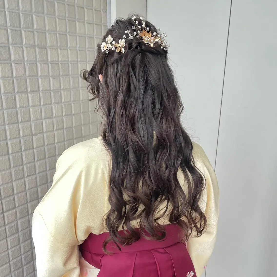 ヘアアレンジ ハーフアップ 銀座：似合わせカラー オリーブ🫒アレンジのヘアスタイル