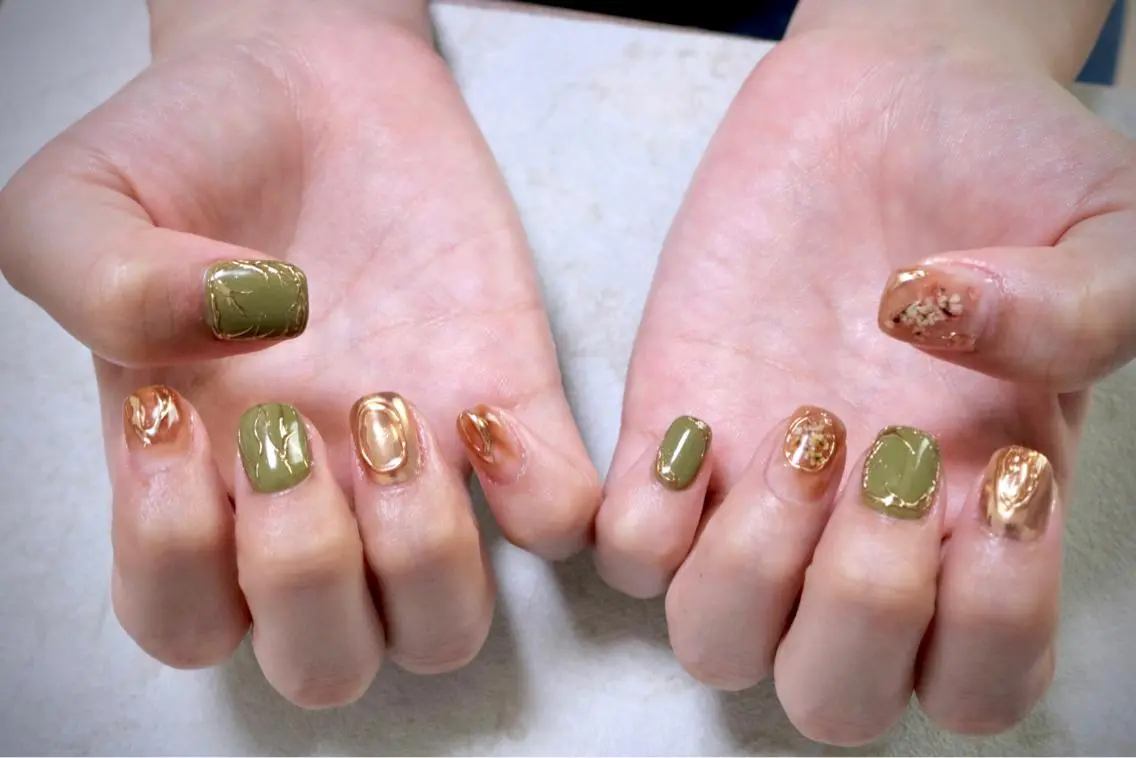 ネイル オーロラネイル カジュアル フラッシュネイル ジェルネイル ラメ(グリッター) ハンドネイル MH Nailのネイルデザイン