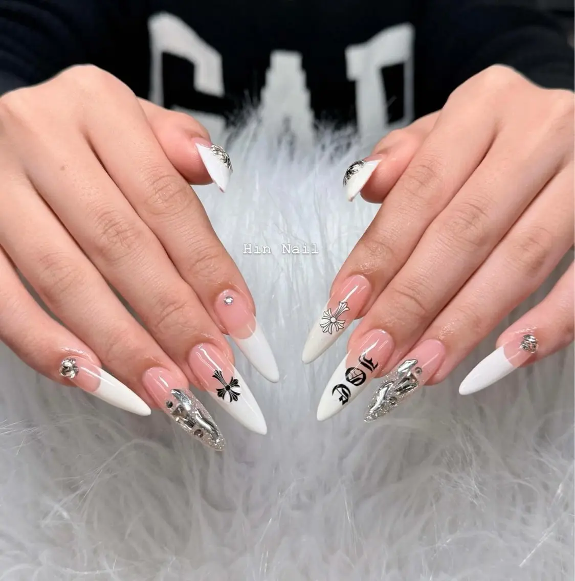 ネイル ハンドネイル HIN NAILのネイルデザイン