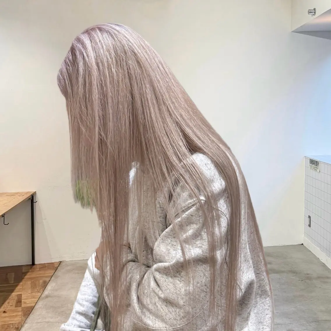 ロング ヘアカラー ダメージレス縮毛矯 正・ブリーチMICOのヘアスタイル