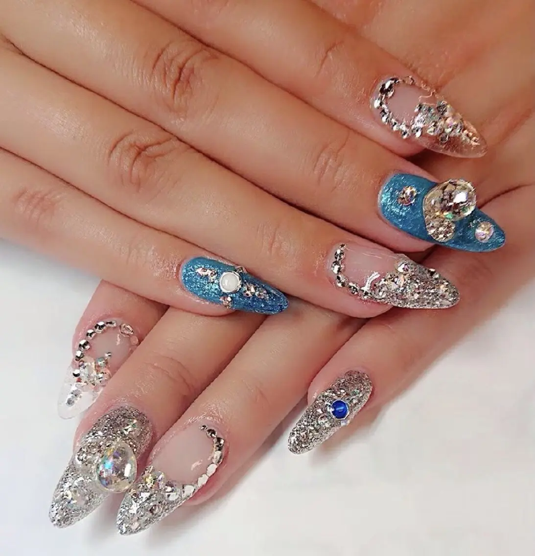 ネイル ハンドネイル 🦋YU810 ナチュラル専門店🦋のネイルデザイン