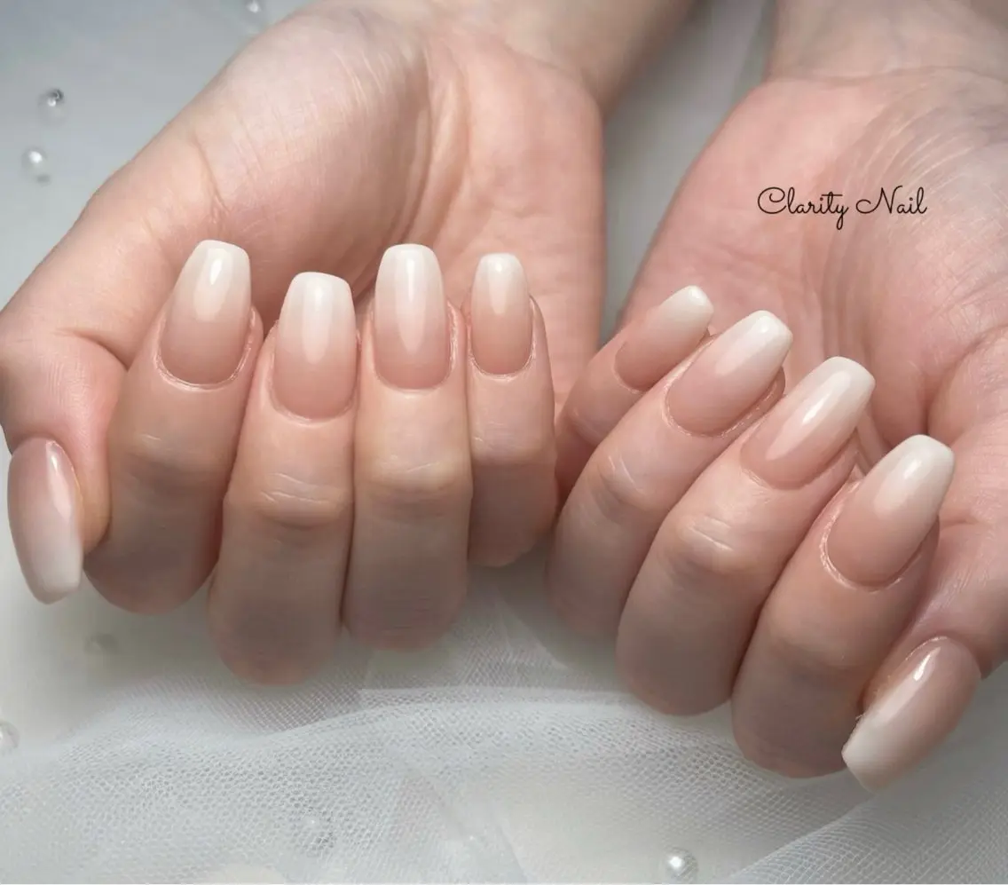ネイル グラデーション ハンドネイル Clarity Nailのネイルデザイン