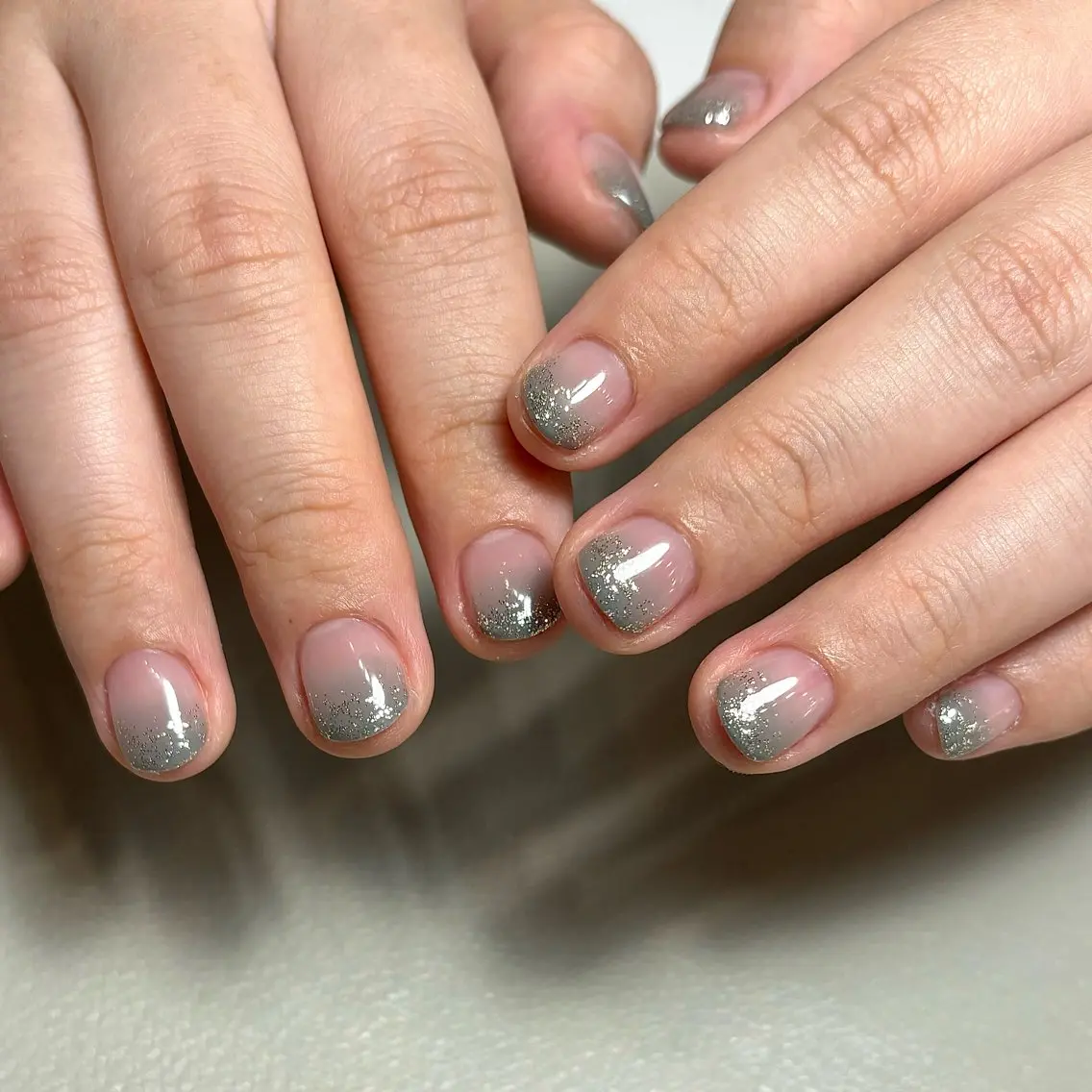 ネイル グラデーション キラキラネイル ラメ(グリッター) atelier elsol.のネイルデザイン