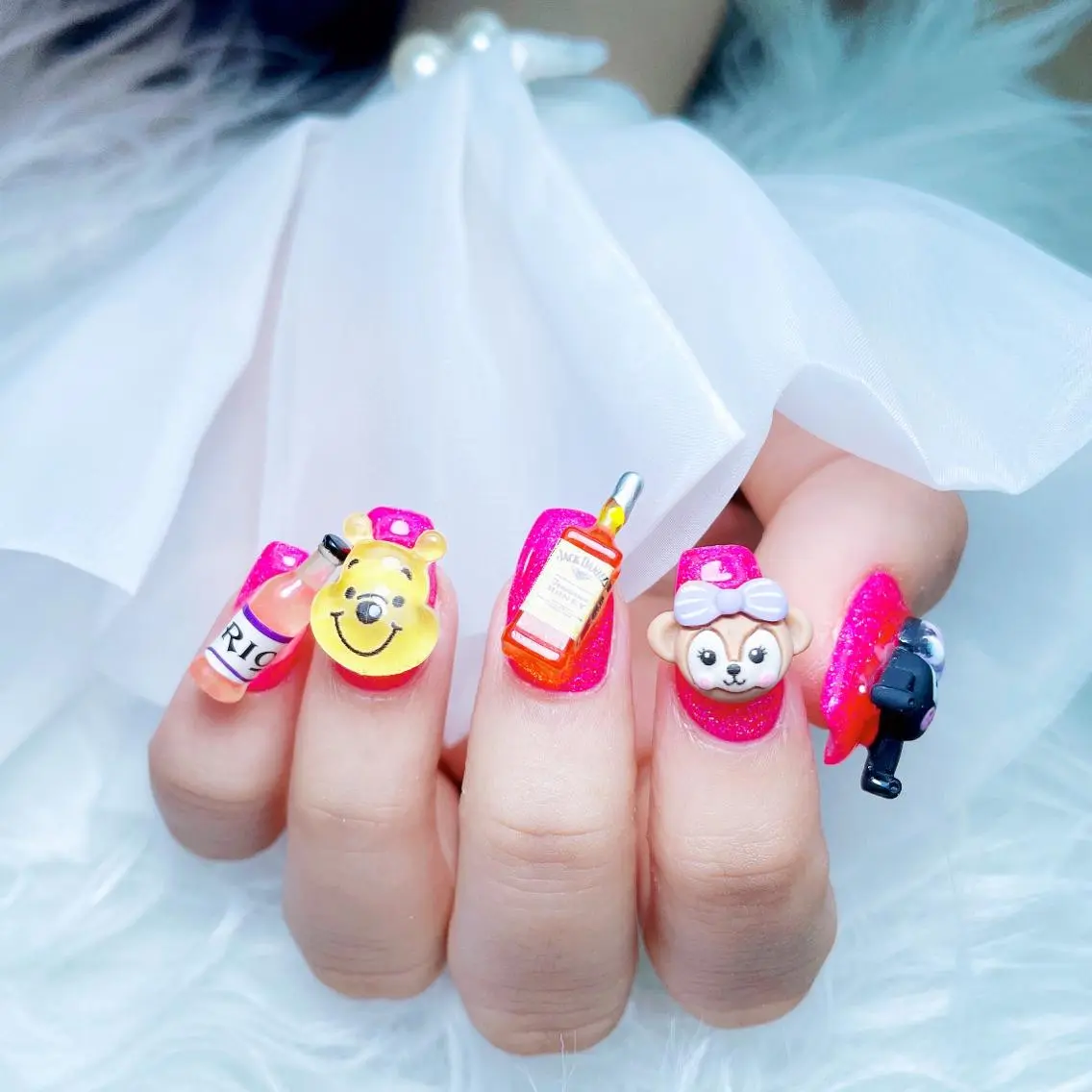 ネイル クリアネイル フラワーネイル グラデーション キラキラネイル マグネットネイル ハンドネイル princess スカルプ専門店のネイルデザイン