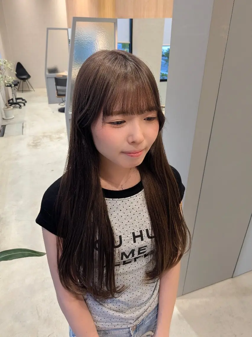 ロング カラー 古屋 美春のヘアスタイル
