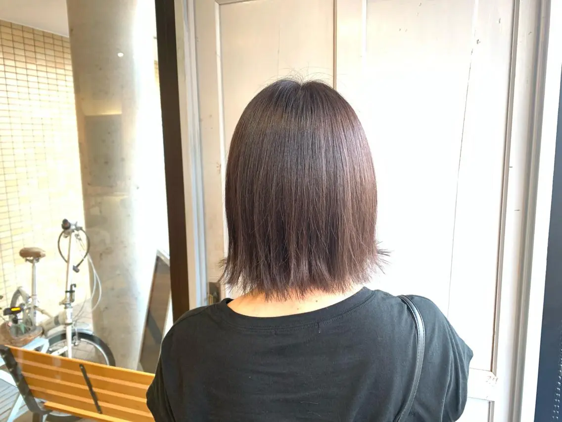 ミディアム カラー ヘアカラー トリートメント ツキダテ ユイのヘアスタイル