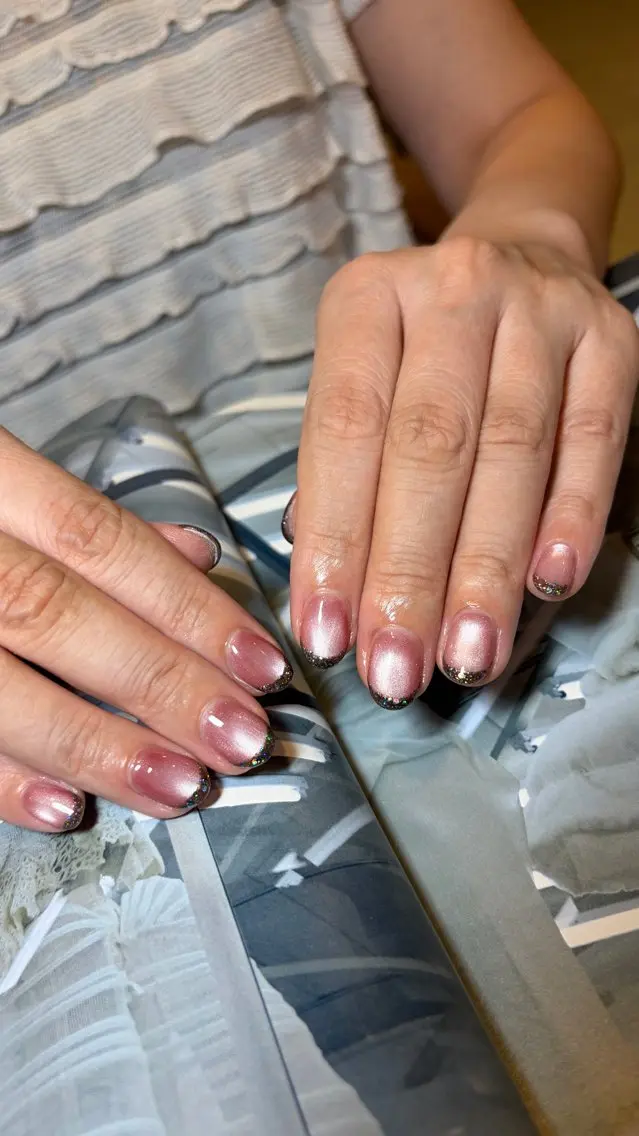 ネイル フレンチネイル ラメ(グリッター) ハンドネイル ハンドケア Hi,nail minaのネイルデザイン