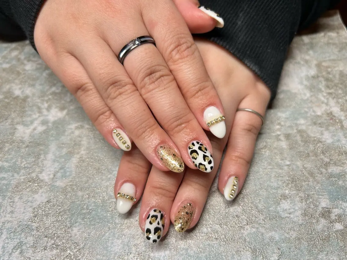 ネイル ハンドネイル Lisa’s Salonのネイルデザイン