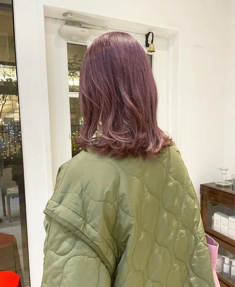 カラー shiomi H辻田 杏梨のヘアスタイル