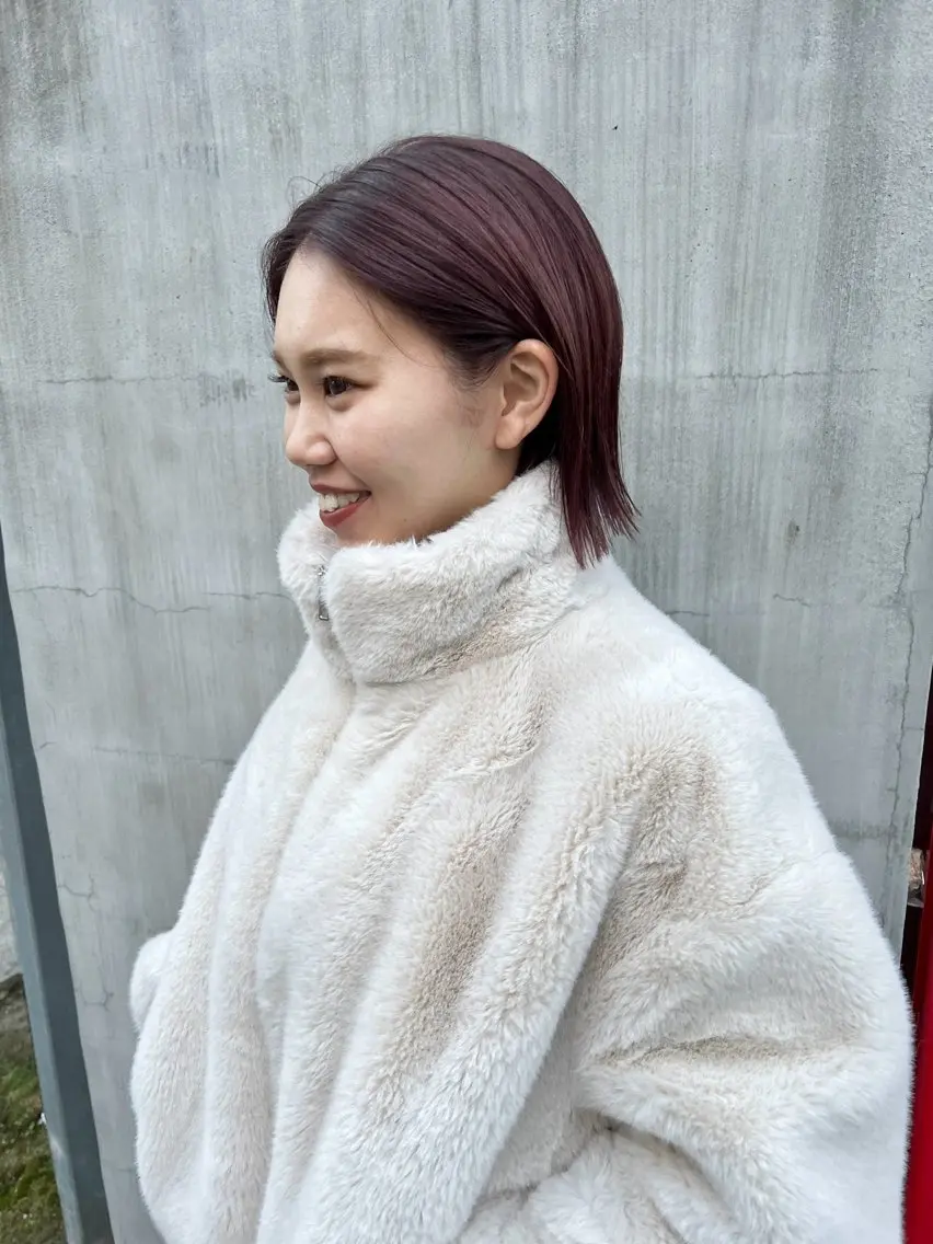 ショート カラー 切りっぱなしボブ ボルドーカラー レッドカラー ボブ カット ヘアカラー 千葉 郁也のヘアスタイル