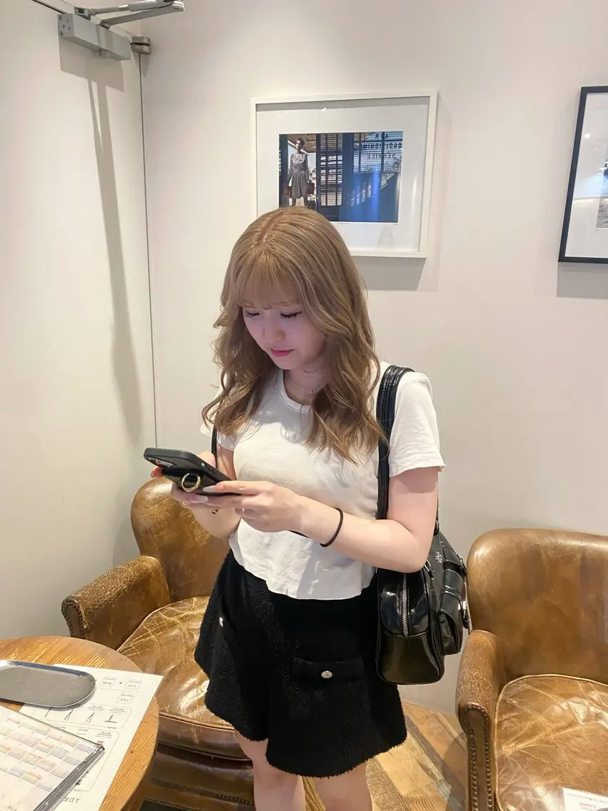 セミロング カット ヘアカラー lolonois梅田 rami🎀のヘアスタイル