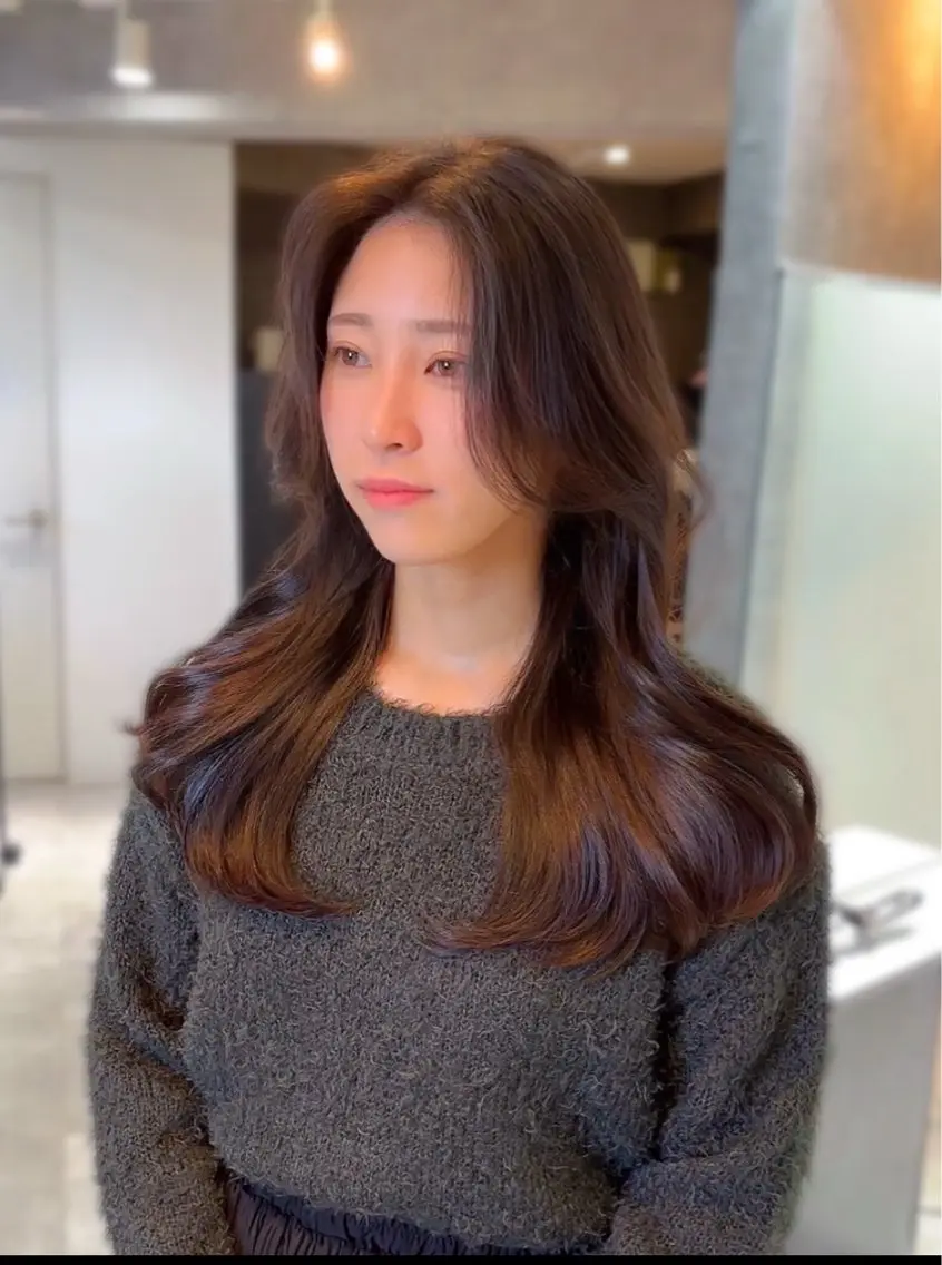 セミロング 新宿/韓国レイヤー/ 顔まわり/メンズヘアのヘアスタイル