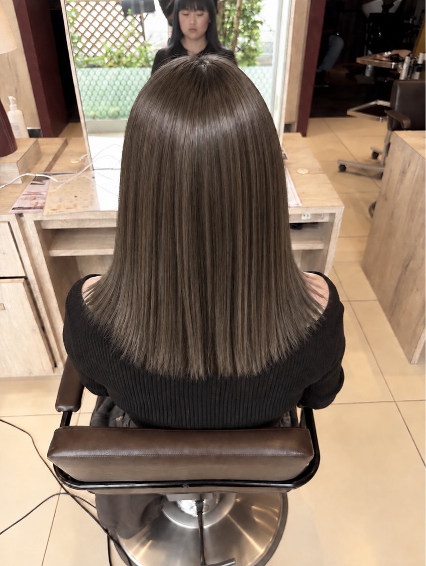 カラー ヘアカラー Nanami ナナミのヘアスタイル