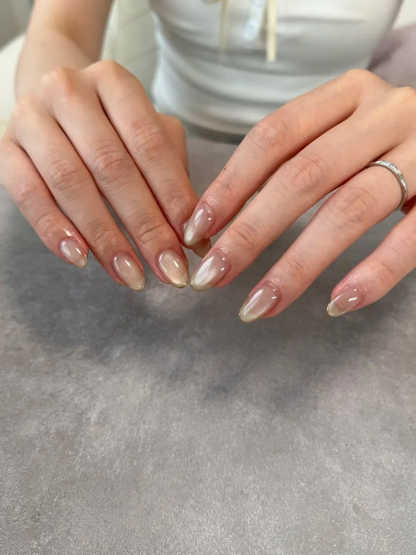 ネイル マグネットネイル ニュアンスネイル ハンドネイル nailroom amyのネイルデザイン