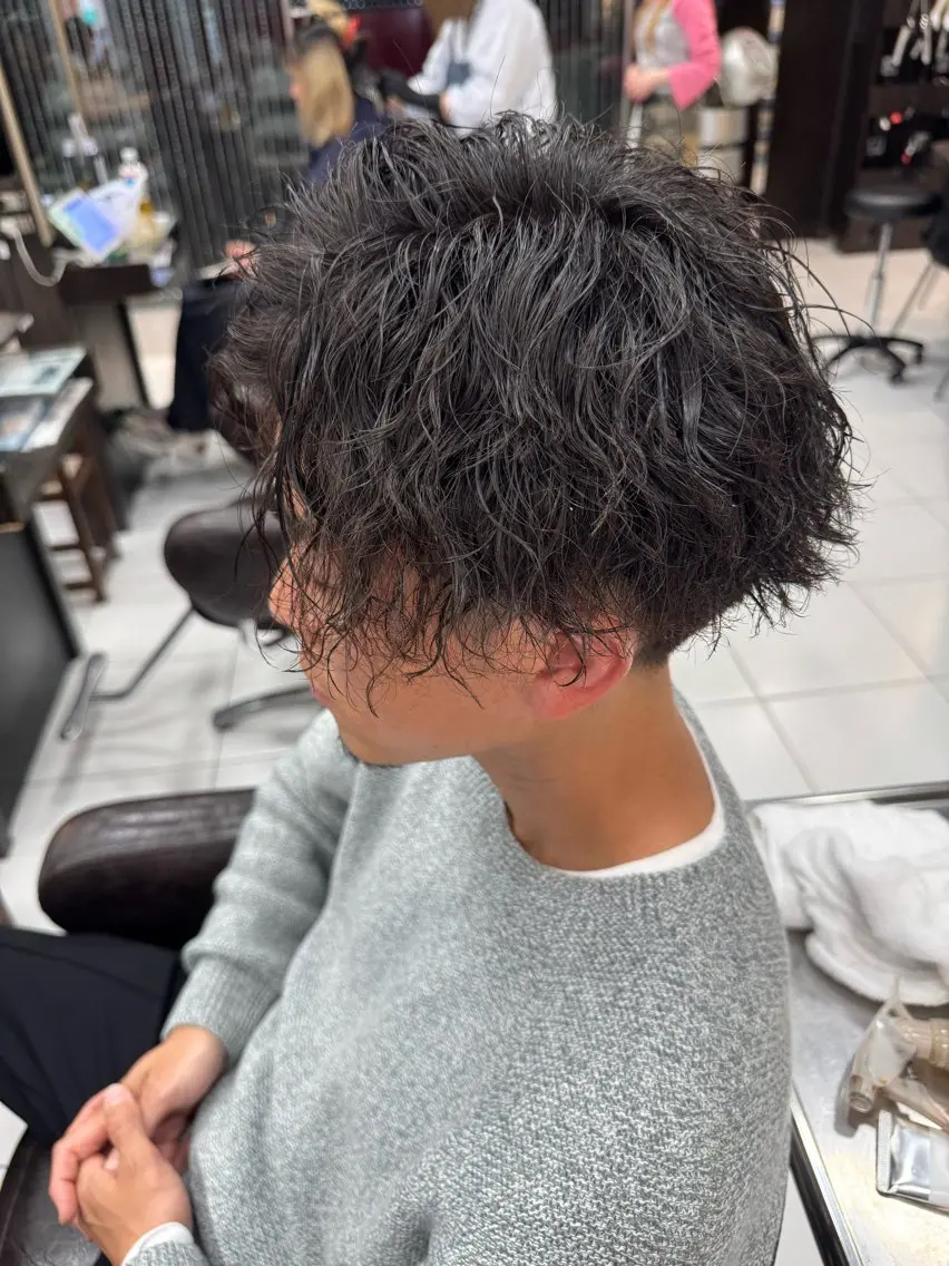 ショート パーマ メンズ ᴘʀɪᴢᴇ 🌜 ᴀɴʀɪ 🌜のヘアスタイル