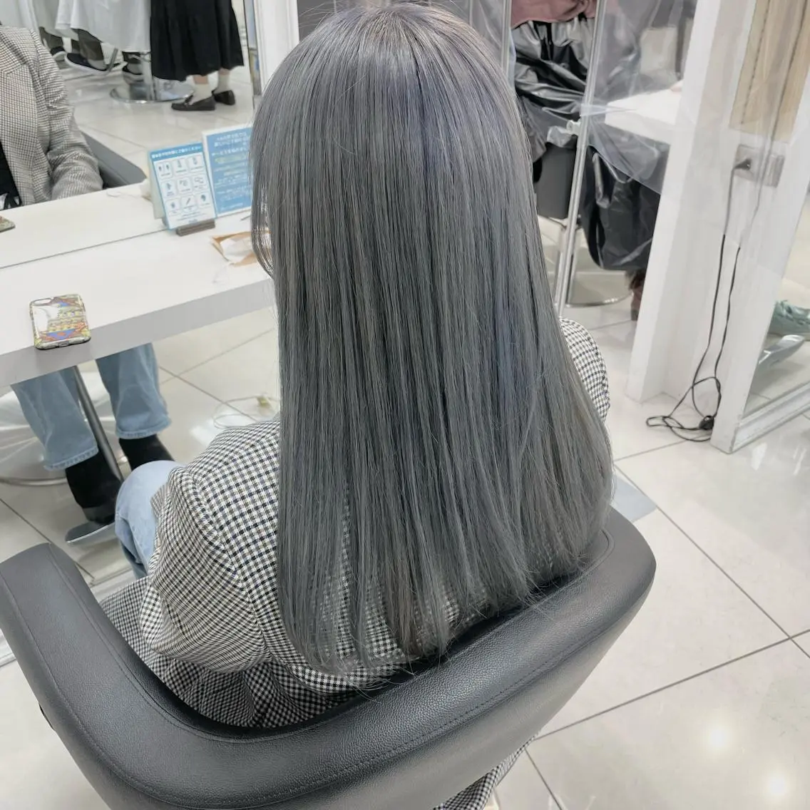 ロング カラー アッシュ ブリーチ ケアブリーチ ハイトーンカラー イルミナカラー カット ヘアカラー トリートメント 【髪質改善】 kasumi🌷🌷のヘアスタイル
