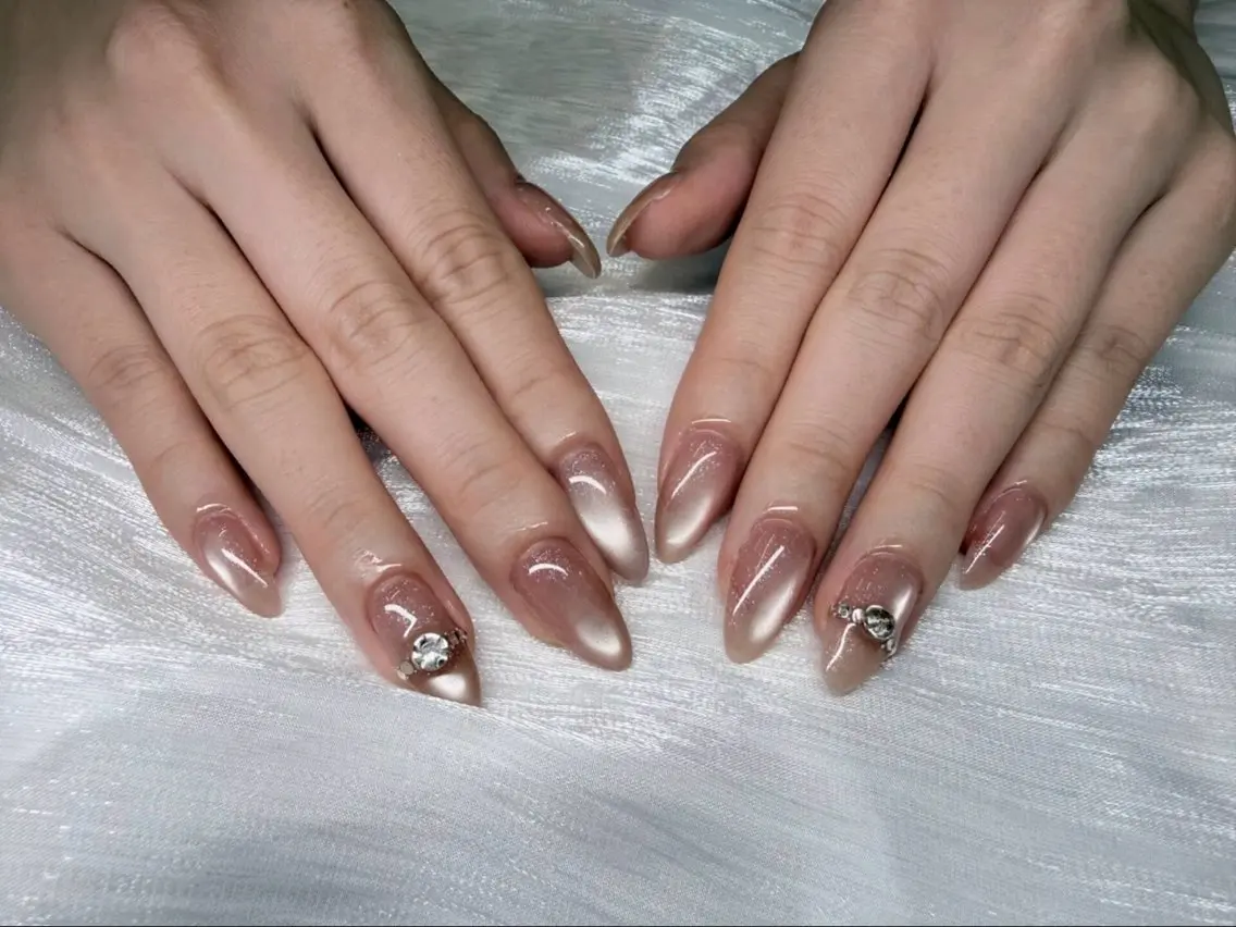 ネイル more glamのネイルデザイン