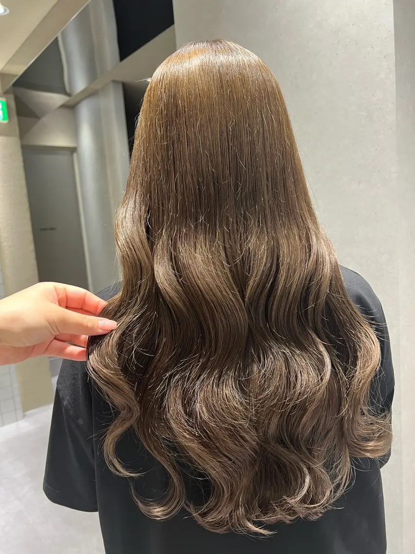 ロング カラー ヘアアレンジ ベージュカラー シアーベージュ 髪質改善 トリートメント ヘアカラー トリートメント 新宿color🐝 AYAKA🌈💖のヘアスタイル