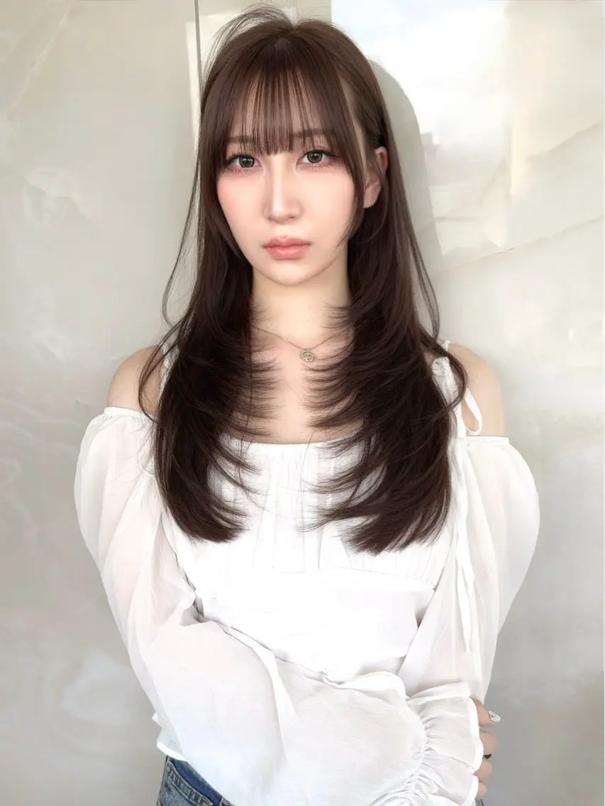 セミロング カラー カット ヘアカラー トリートメント 木屋元一/縮毛矯正 /前髪/レイヤーのヘアスタイル