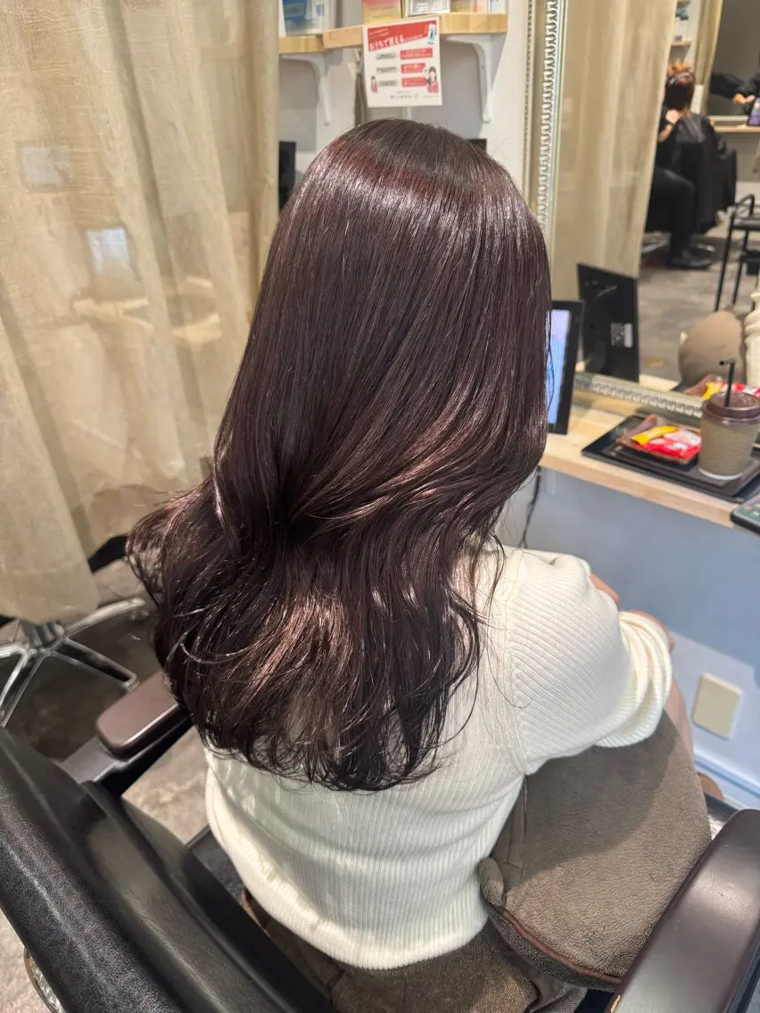 セミロング ボブ 顔まわりレイヤー 顔周りカット レイヤーカット カット ヘアカラー トリートメント ayaka 縮毛矯正レイヤーのヘアスタイル
