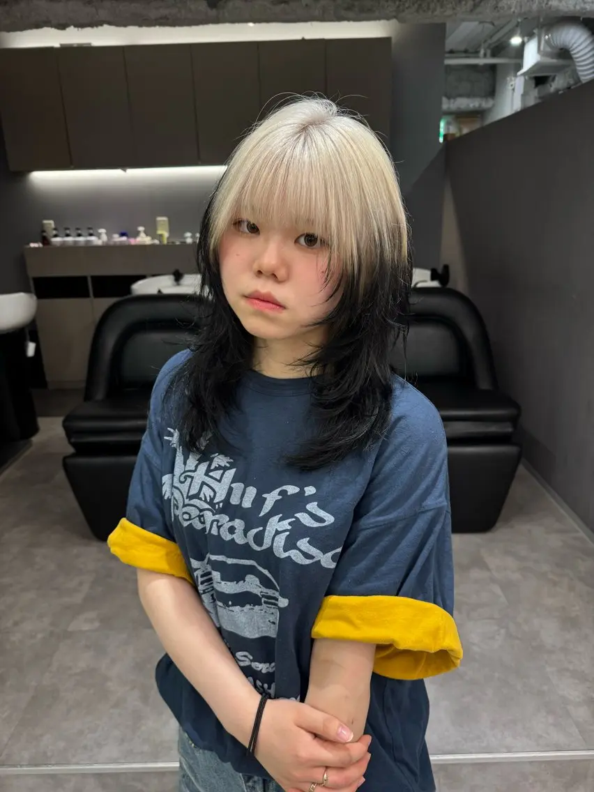 ロング カラー ブロンド ホワイトブロンド ヘアカラー ハイトーン/名古屋 Hinakiのヘアスタイル