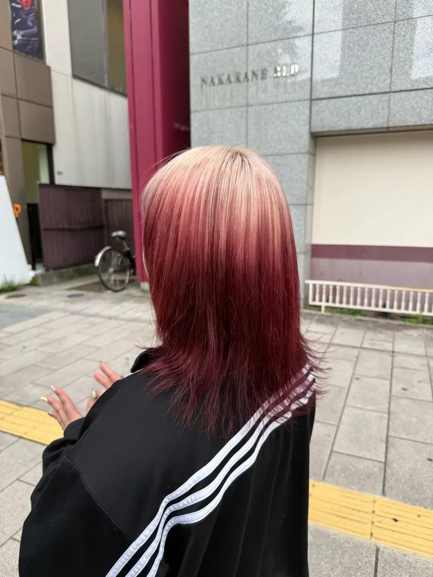 ミディアム カラー ブリーチ ヘアカラー レディースモデル募集 角快利のヘアスタイル