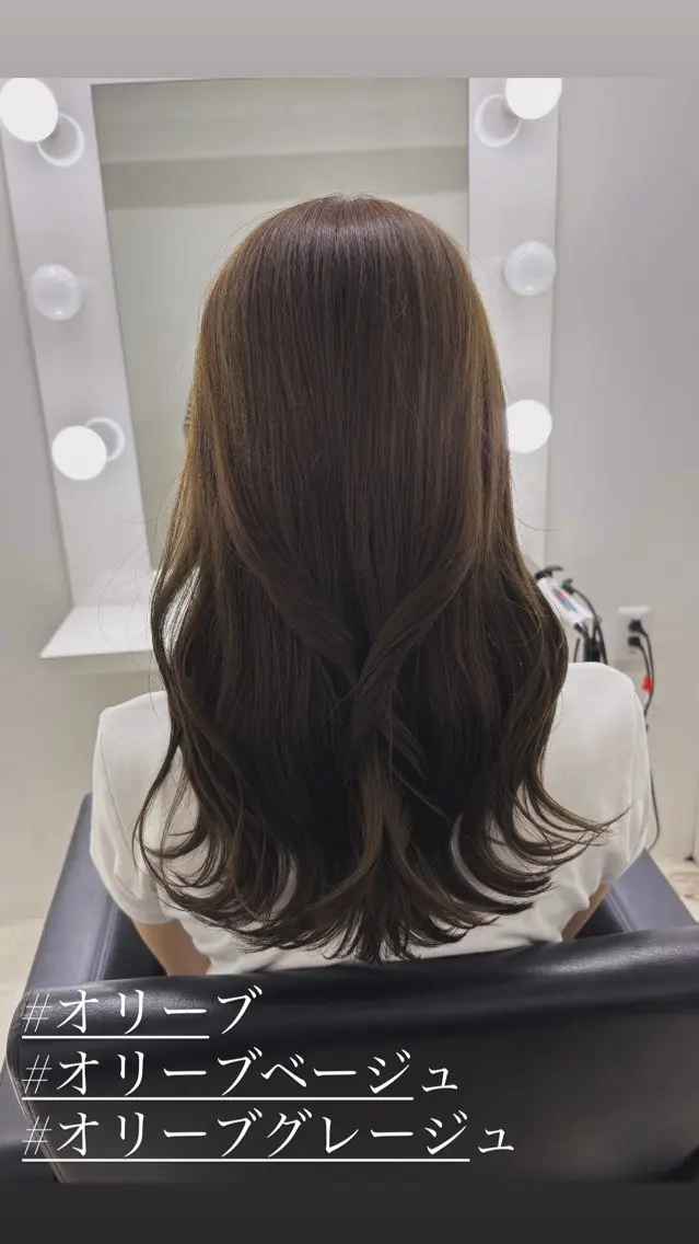 セミロング カラー カット ヘアカラー トリートメント 冨木 雄斗のヘアスタイル