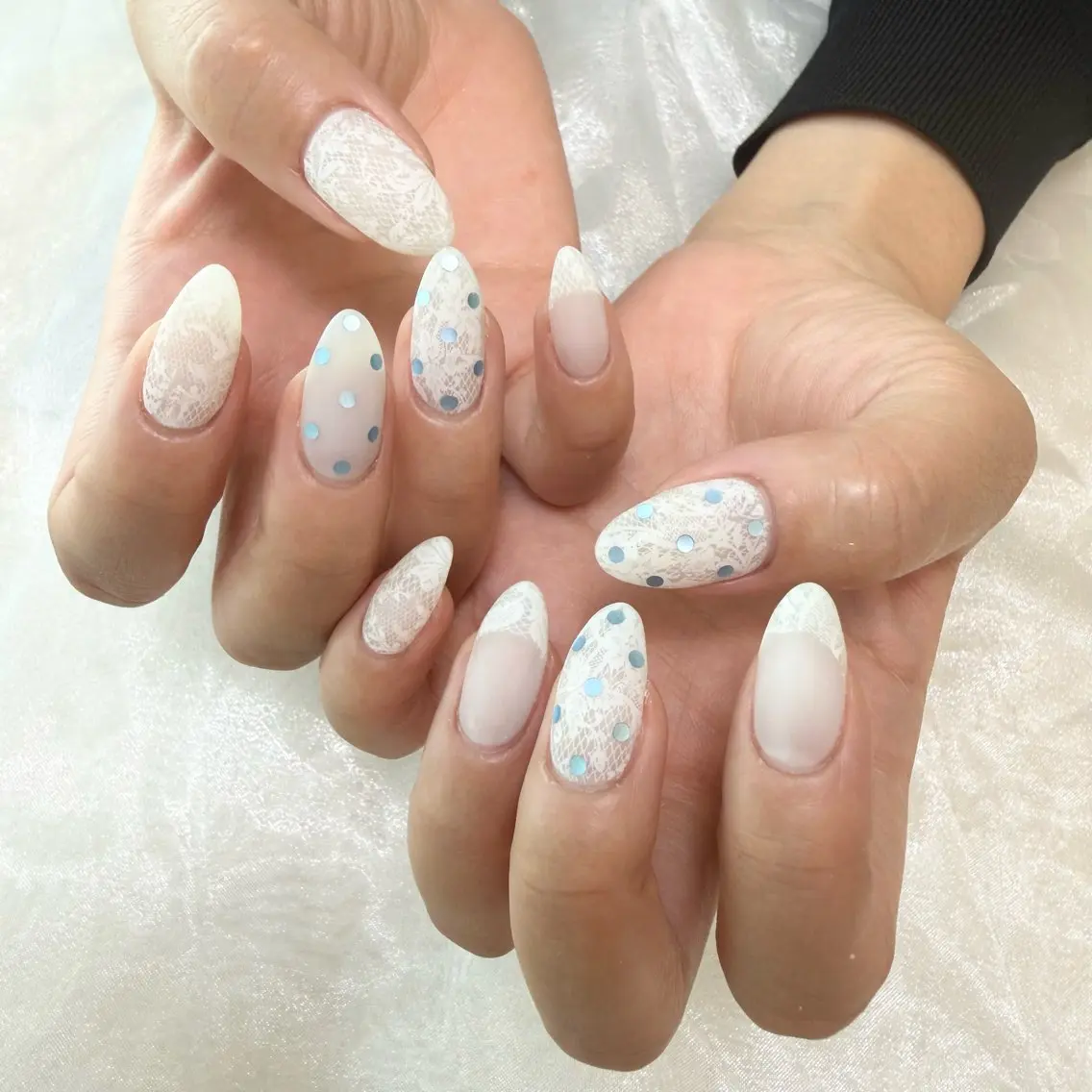 ネイル ドット レース 水色 マットネイル ハンドネイル ネイルアトリエ 【Order.】のネイルデザイン