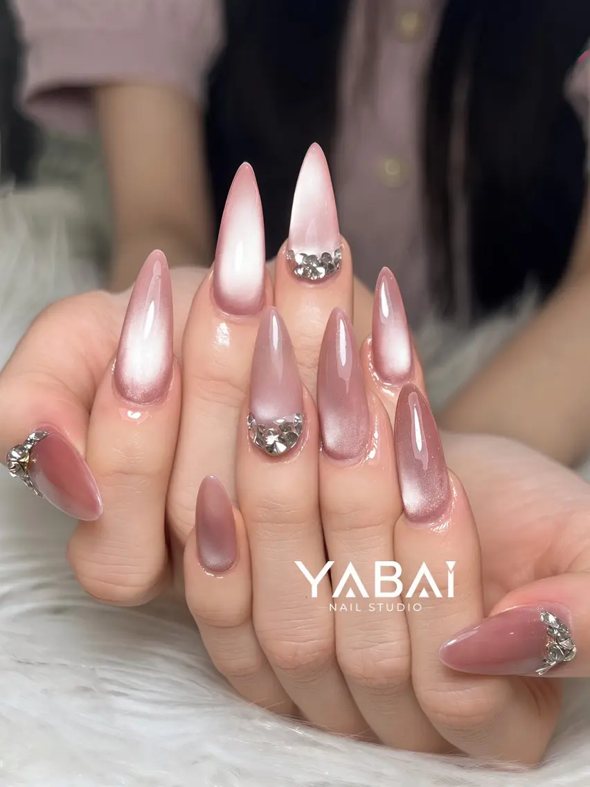 ネイル ハンドネイル YABAI NAIL 本通店のネイルデザイン
