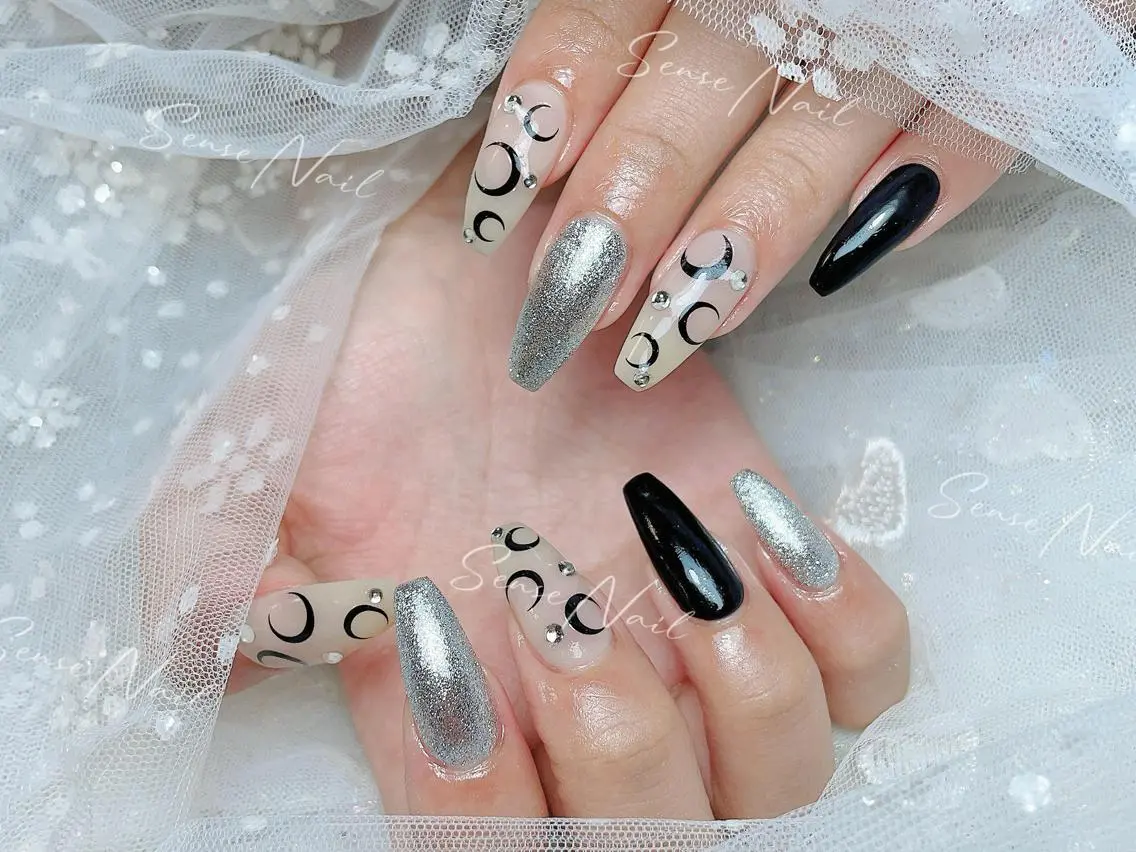 ネイル ハンドネイル ハンドケア Feinn Ink💕のネイルデザイン