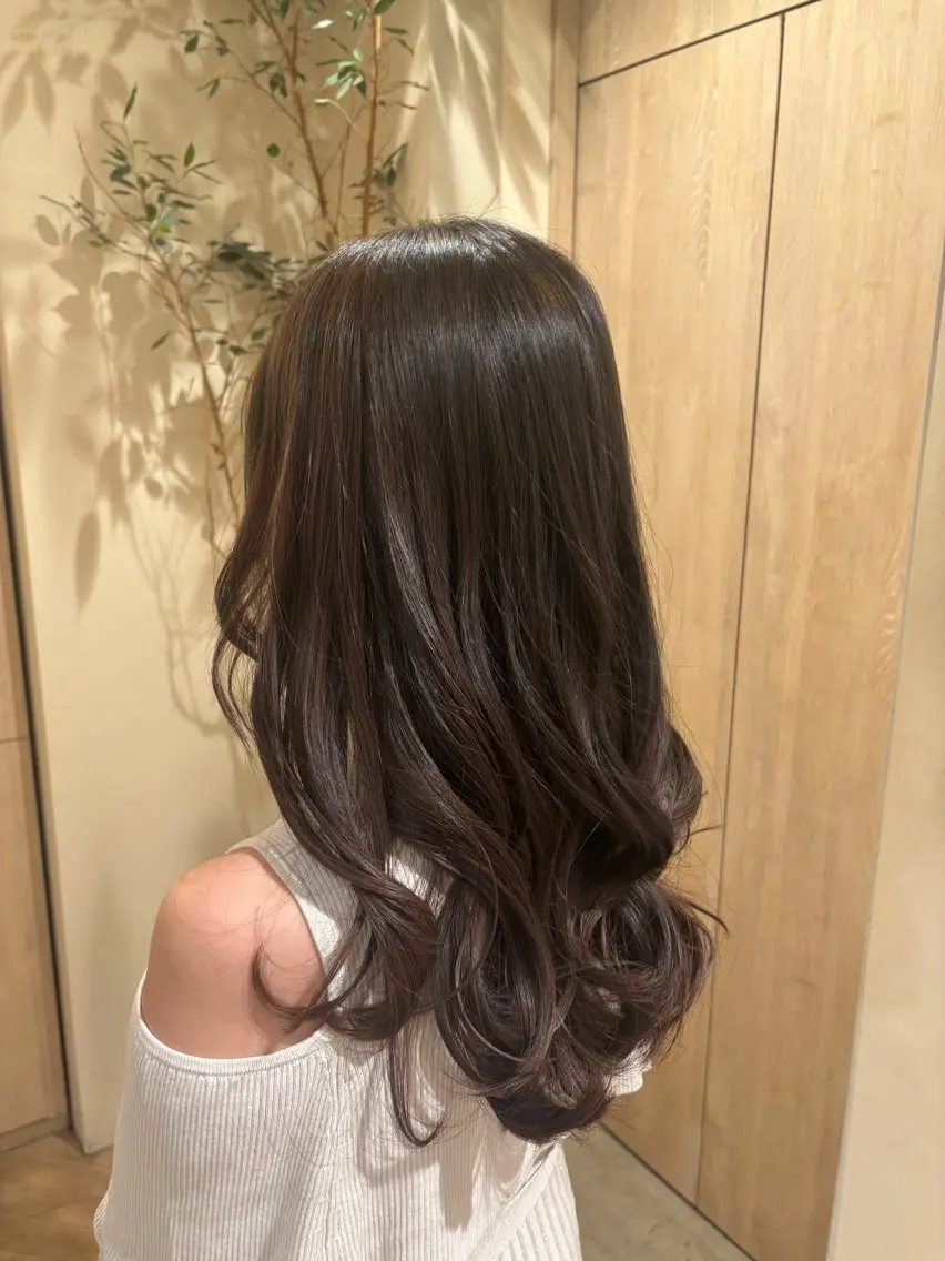 ロング カラー ヘアアレンジ ブラウンカラー オリーブブラウン むらこし ゆづきのヘアスタイル