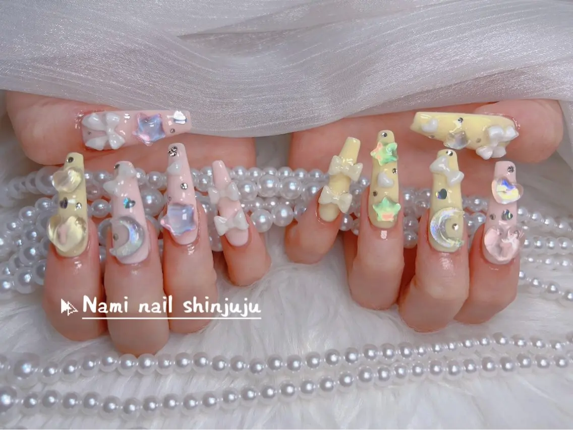 ネイル 長さ出し ガーリー 韓国ネイル ロングネイル 持ち込み ハンドネイル Nami nail salonのネイルデザイン