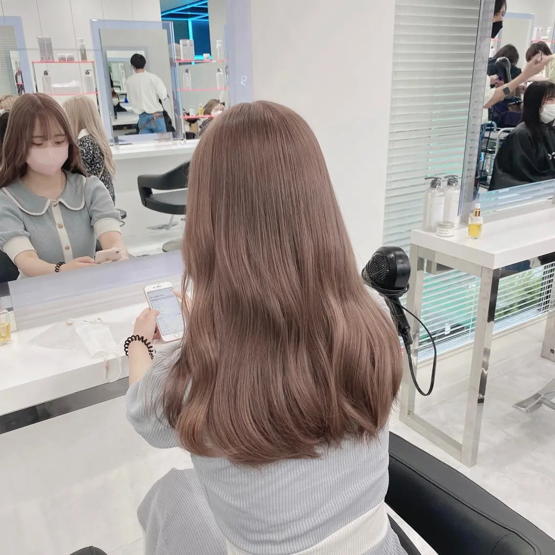 セミロング カラー 期間限定: ショート特化/森澤のヘアスタイル