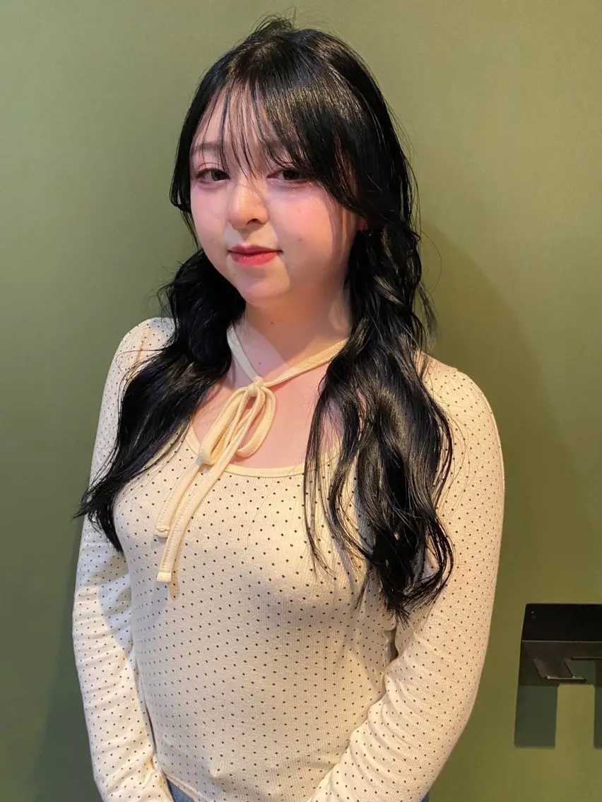 ロング カラー ブリーチ カット ヘアカラー トリートメント mai / linoah˚✧のヘアスタイル